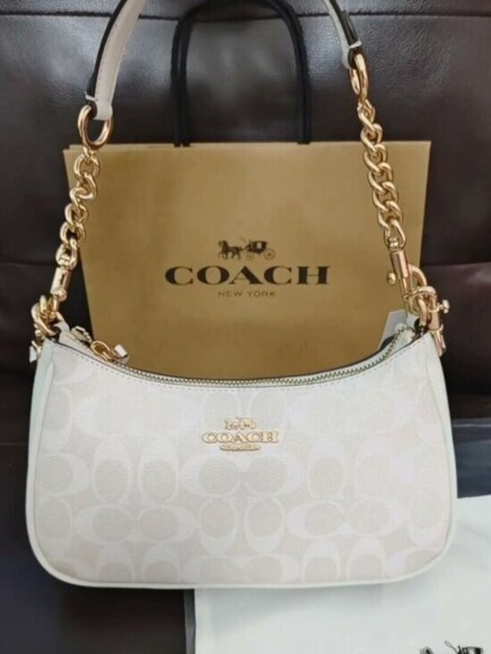 Coach Handbags - NWT Coach Teri Shoulder Bag In Signature Canvas